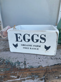 Egg & Chicken White 6pce wooden box