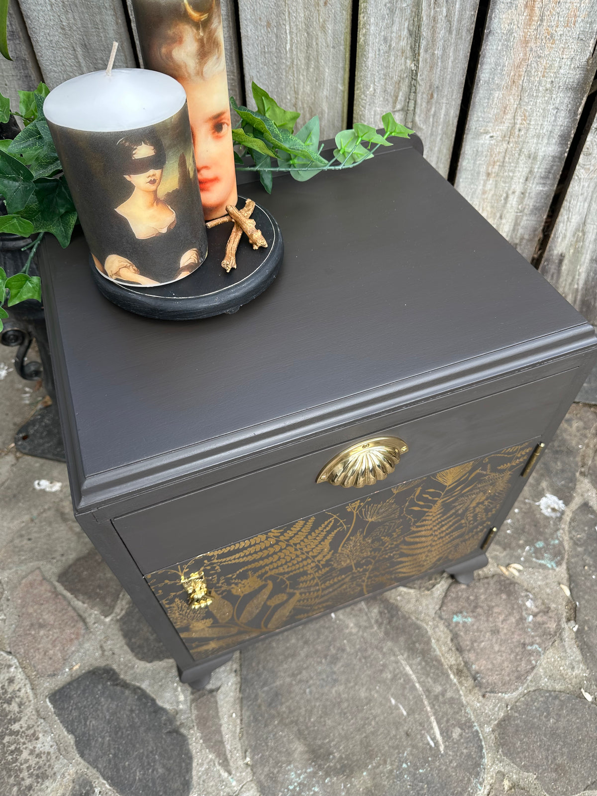 Midnight Brew Bedside table with Gold