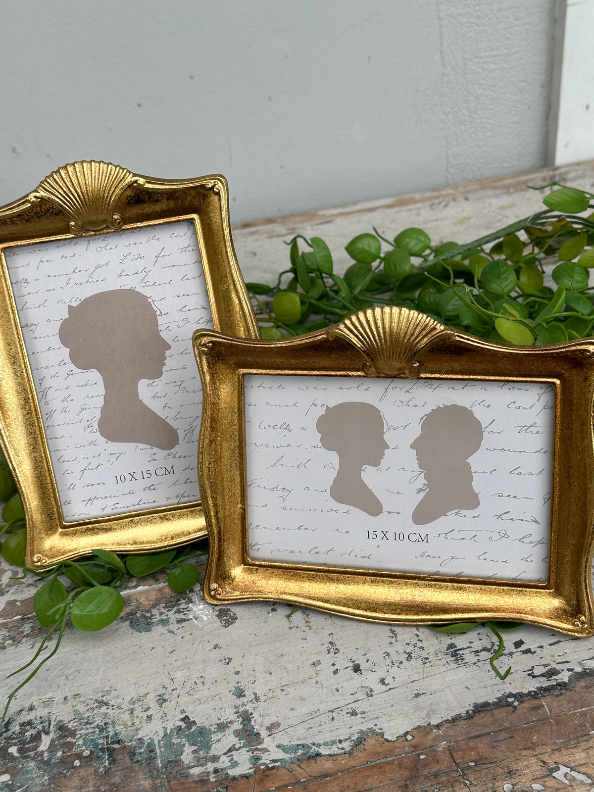 Elegant Gold Scallop Photo Frame Rectangle 6x4