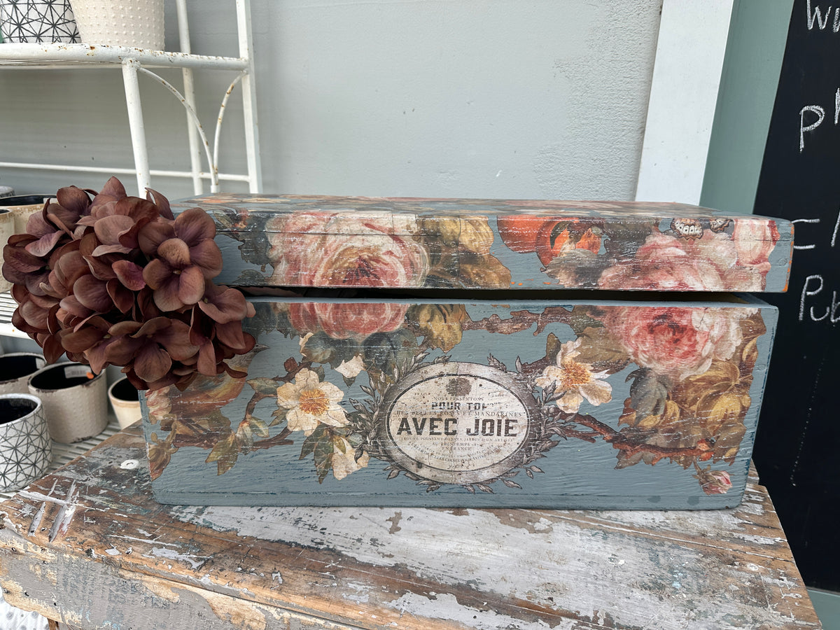 Rustic Les Roses wooden storage Box