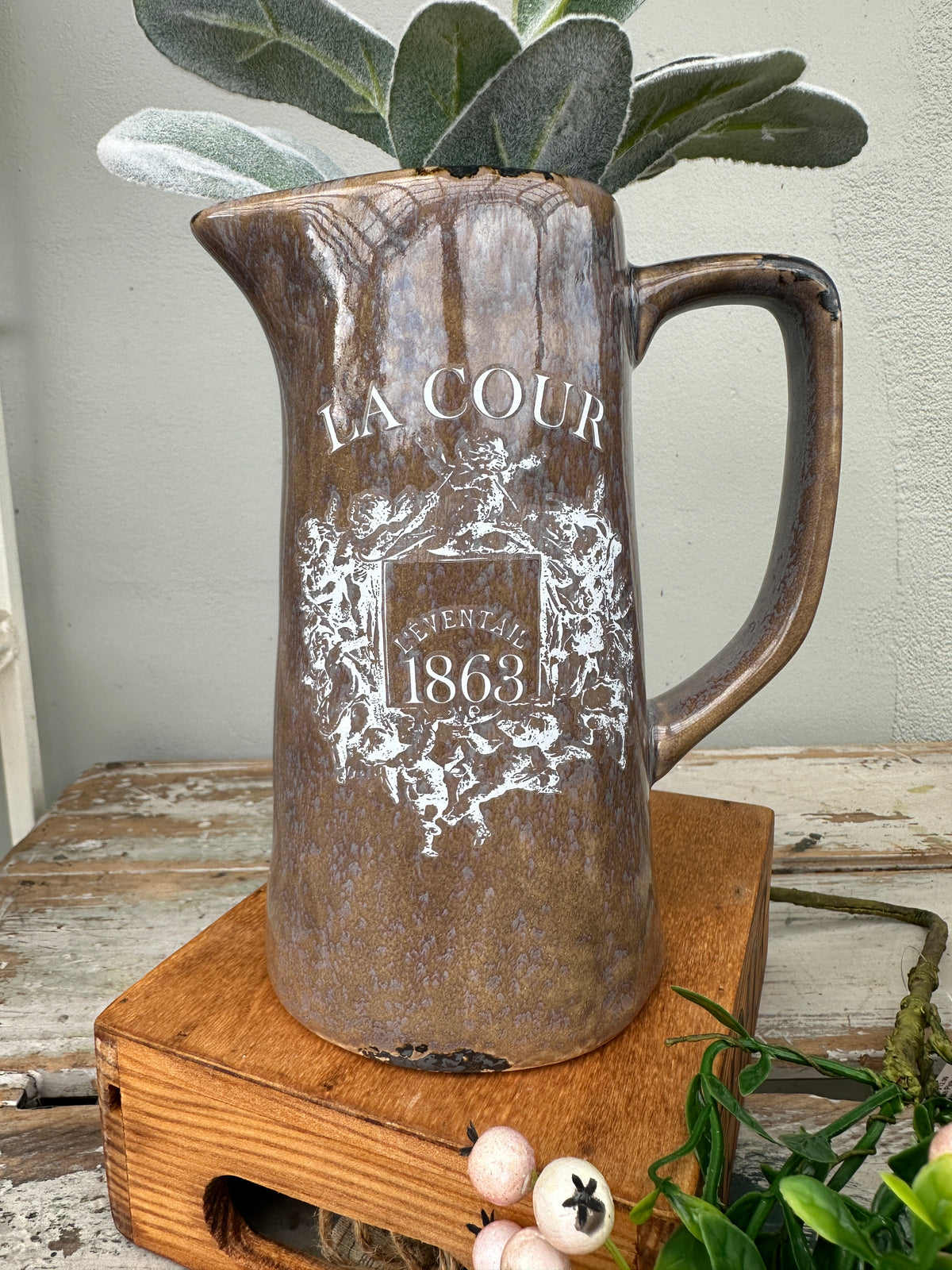 Norwood Jug Earthy w French La Cour