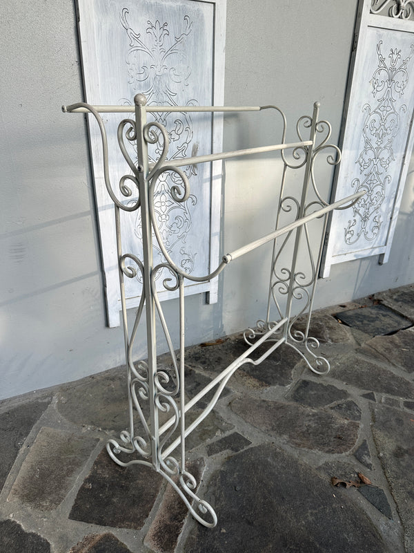 Metal Filigree Towel Rail Aged Cream Collect only