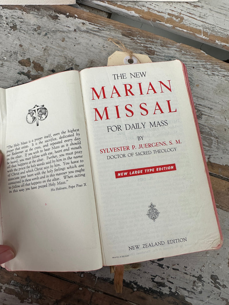 Book Vintage black The Marian Missal