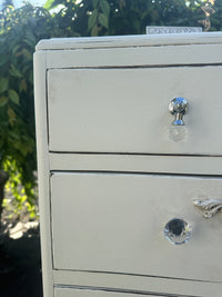 Timeless Drawer set in white