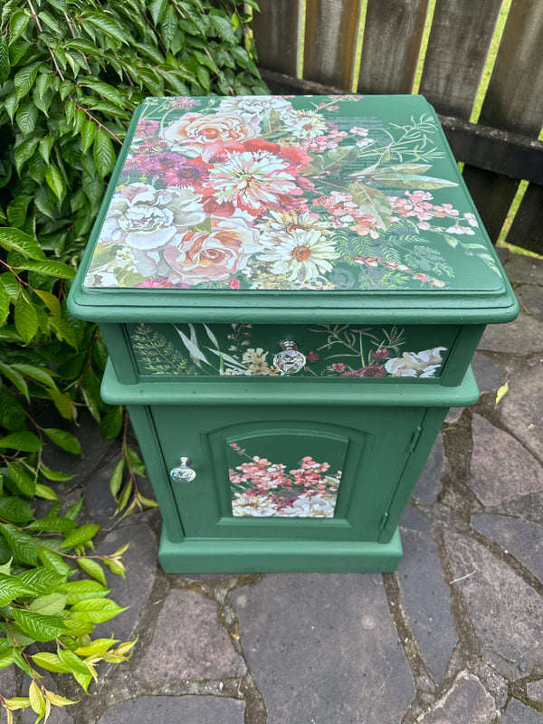 Gretels Forest Bedside table with florals