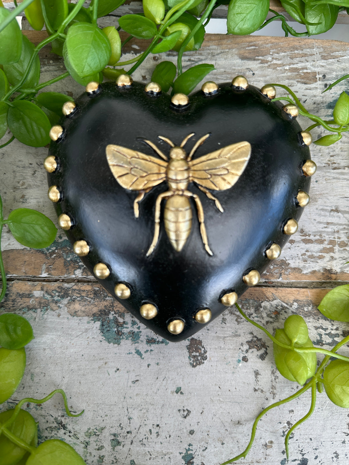 Wall heart Gold French Bee