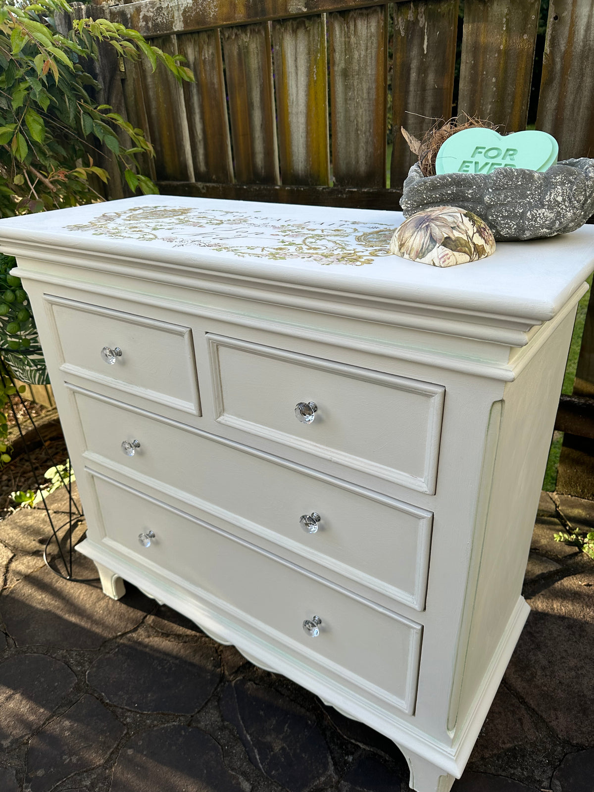 Layered White & Mint romantic Drawers