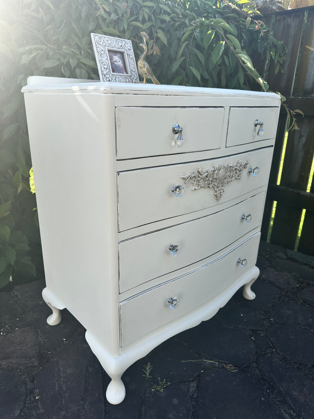 Timeless Drawer set in white