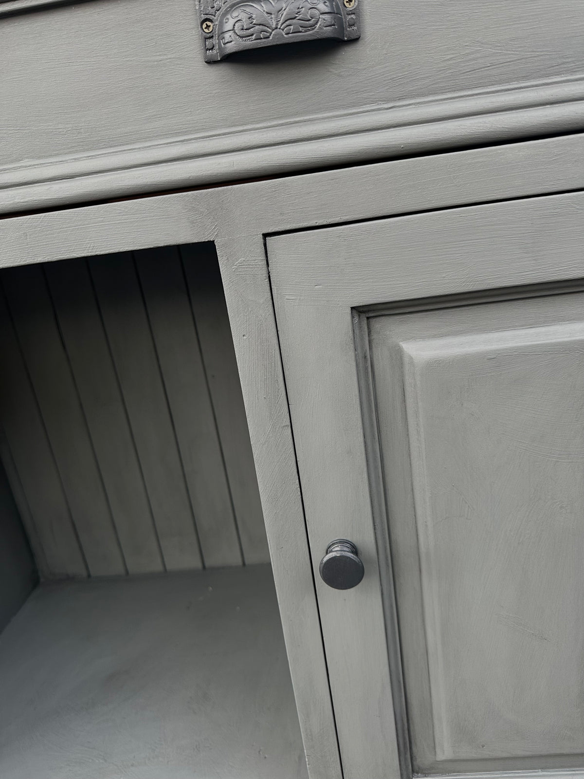 Moody Sideboard in Clubhouse Grey & Carbon Black