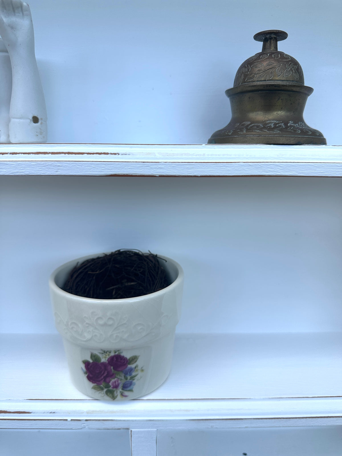 Tabletop Shelf in White with Florals