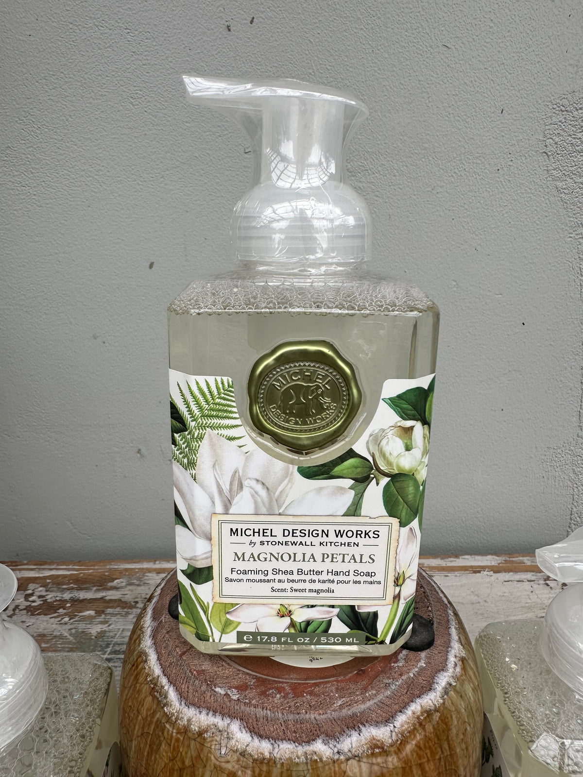 Foaming Soap Magnolia Petals by michel design works