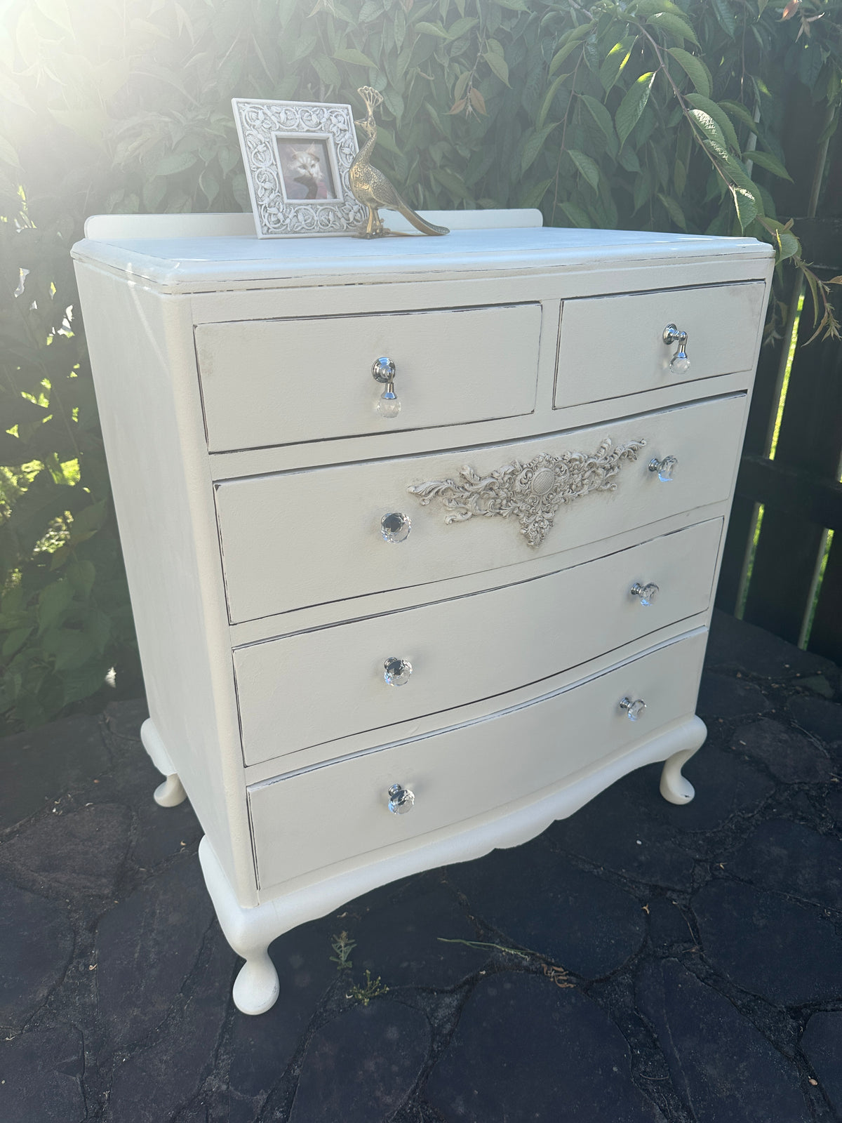 Timeless Drawer set in white