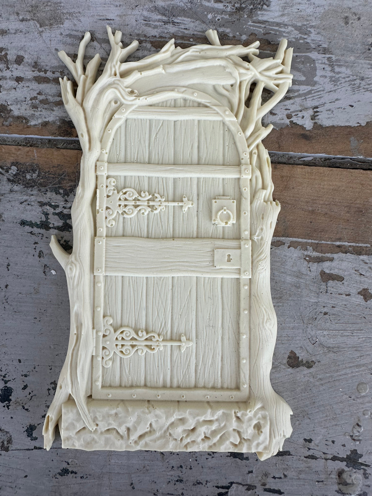 Resin Applique Hidden Hollow door branches