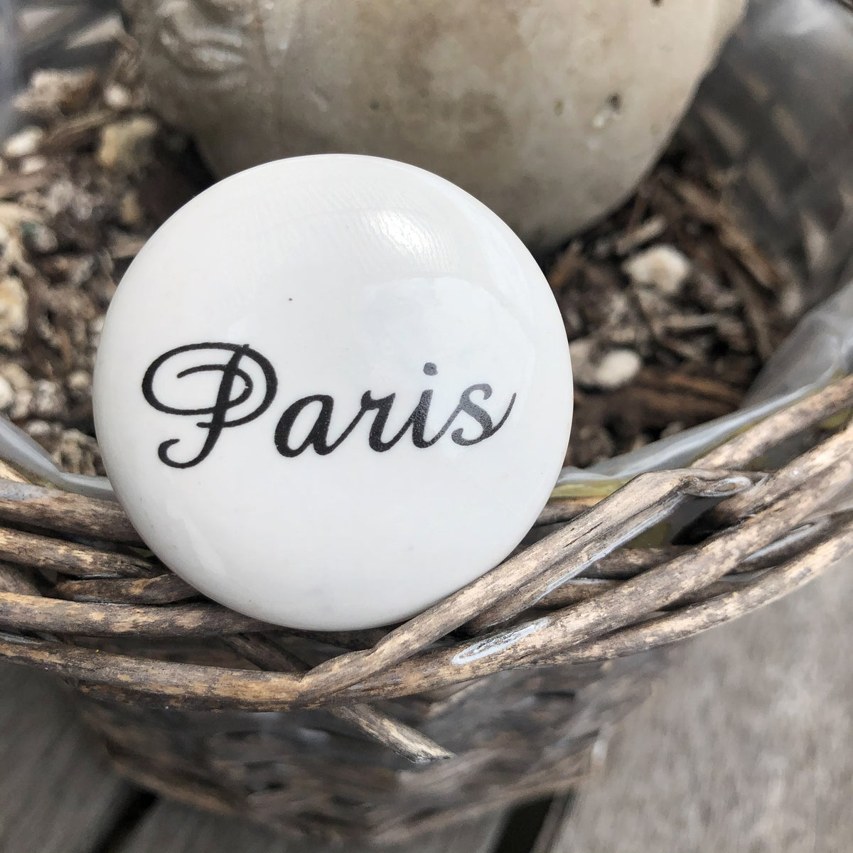 White Paris Knob