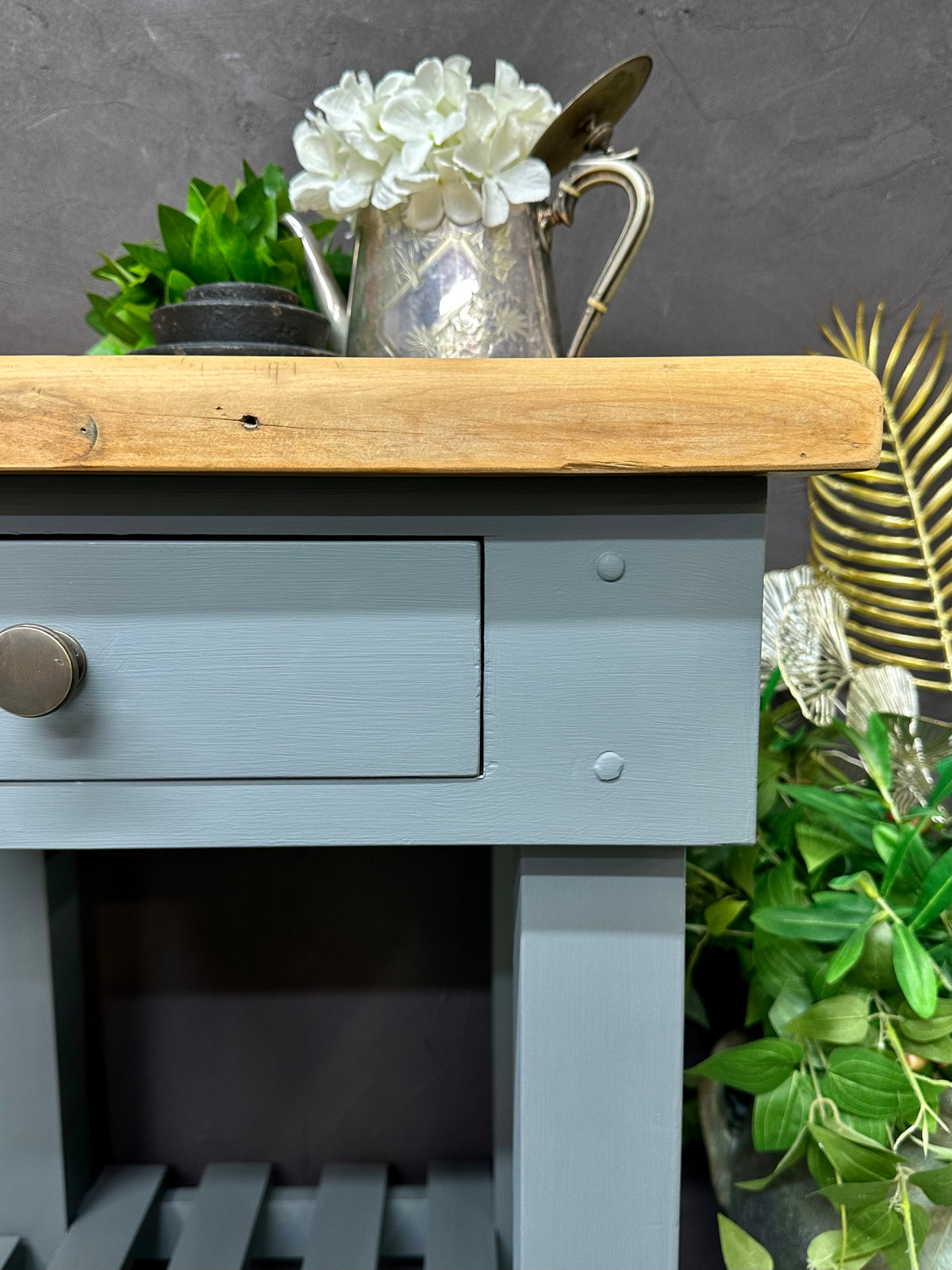 Butchers Block in Clubhouse Grey