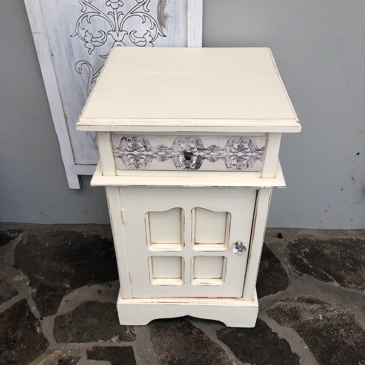 Peony Rustic Bedside Table