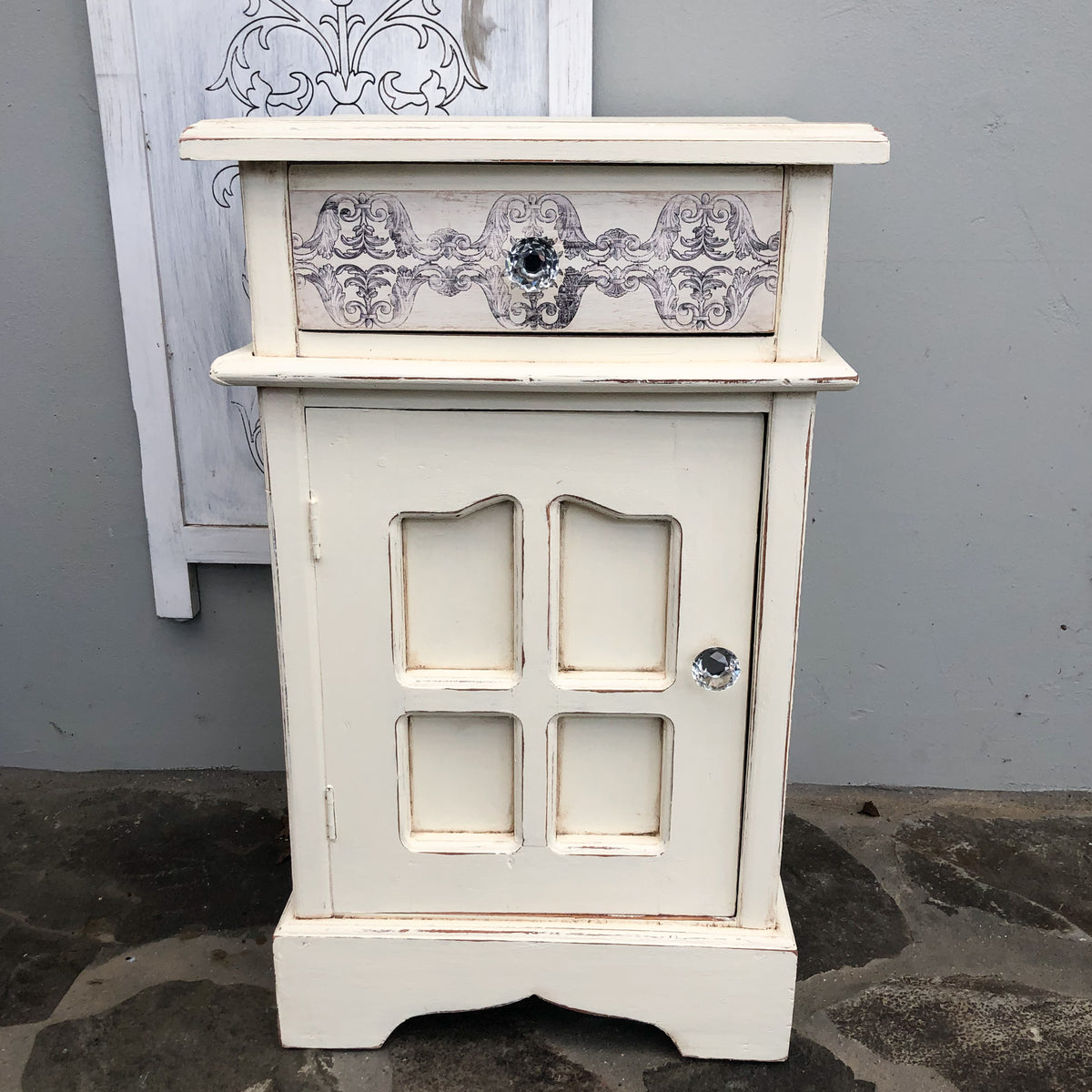 Peony Rustic Bedside Table