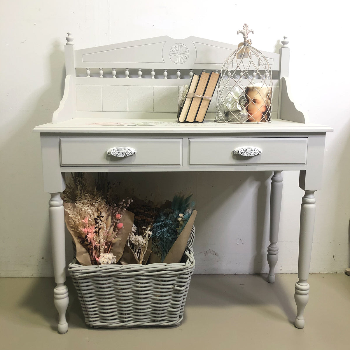 Imperial Linen Shabby Chic Washstand